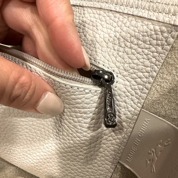 Longchamp Roseau Essential L Tote in White - Picture 5 of 7